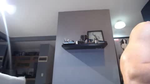 yahto online show from December 5, 2:33 am