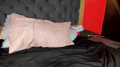 YAYA online show from October 11, 6:29 am