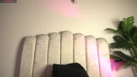 yayoi_cresp18 online show from July 3, 3:33 am