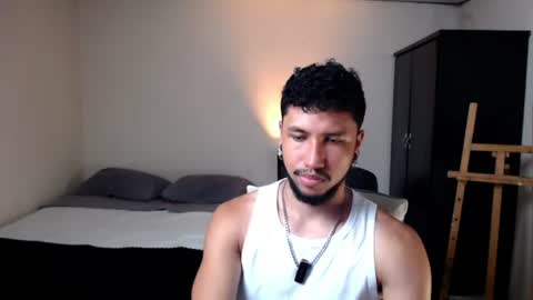 yeff online show from June 26, 1:33 am