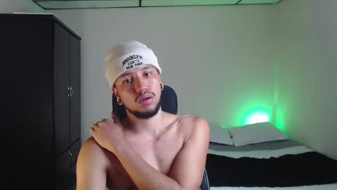 yeff online show from November 6, 2:25 am