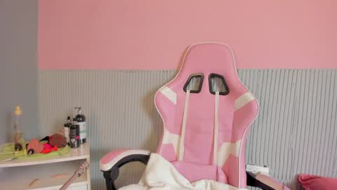 yeika_foxy online show from March 27, 11:44 am