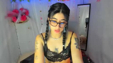 YELINA online show from February 24, 1:41 am