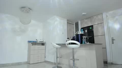 yenlo01 online show from October 23, 2:02 am