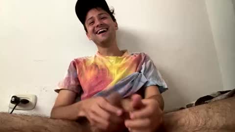 Yero online show from December 2, 8:18 pm