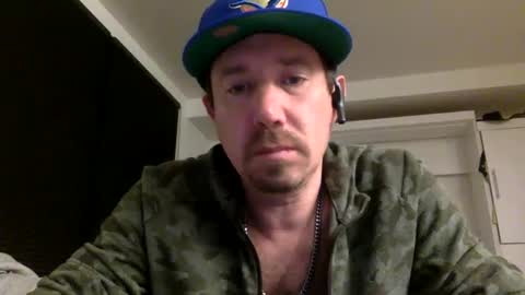 yesplesae online show from February 9, 9:16 am