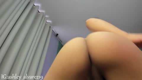 yess__daddy online show from February 26, 1:22 pm