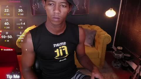 yess fit online show from August 7, 10:24 am