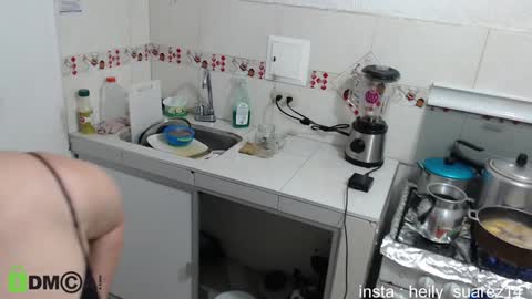 Snapshot of yessica_08 chatting on December 6, 10:02 pm yessica and andres online show from December 6, 10:02 pm