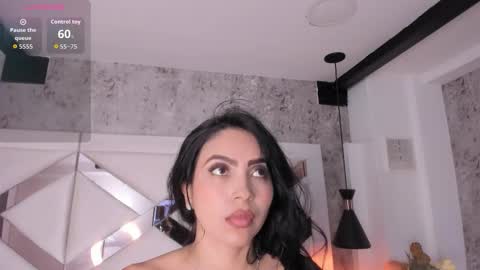 Yessica online show from January 9, 5:40 pm