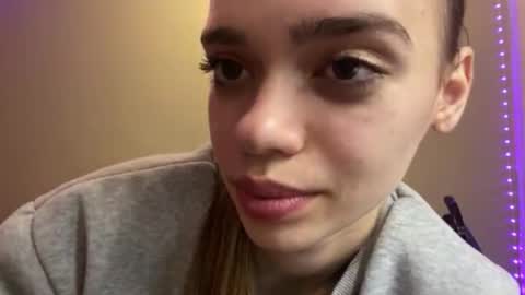 Kristi online show from March 9, 7:29 pm