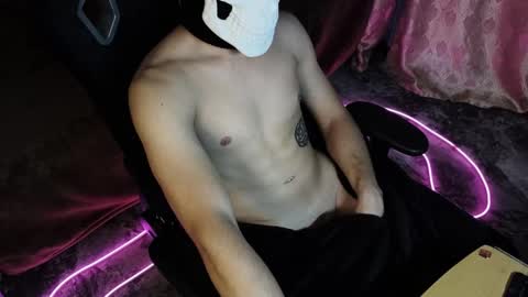 Darius online show from October 31, 4:40 pm