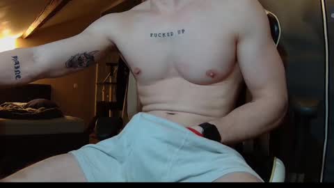 Yo  an online show from January 6, 9:11 pm