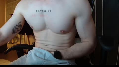 Yo  an online show from December 18, 11:40 pm