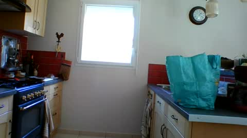 Yoann online show from August 6, 11:19 am
