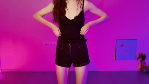 yoka_paradoxxx online show from January 14, 9:17 am