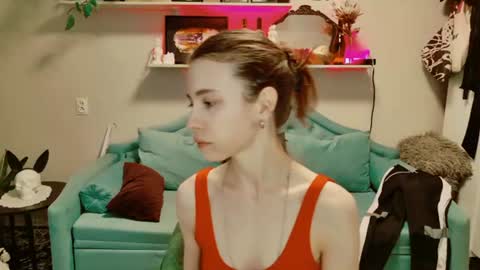 yoka_paradoxxx online show from July 28, 4:39 pm