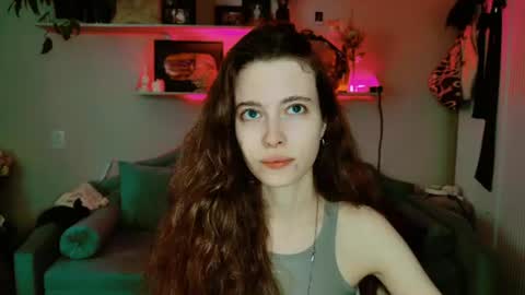 yoka_paradoxxx online show from July 27, 11:18 am