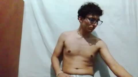 yori009 online show from June 16, 1:31 am