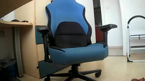 yoska281 online show from October 5, 12:13 pm