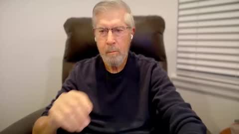 Colorado Guy Straight online show from November 5, 1:13 pm