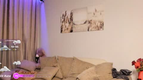 Camilla online show from November 28, 8:16 pm