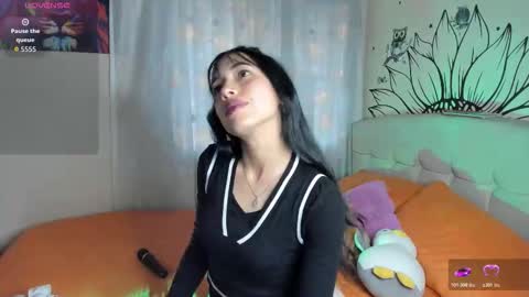 mia3 online show from October 27, 9:37 pm