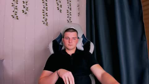 your_claddagh online show from September 22, 7:07 pm