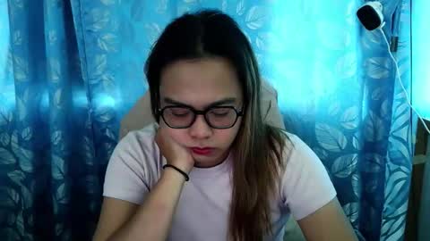 your_dreamgirlxxx69 online show from November 14, 12:57 am