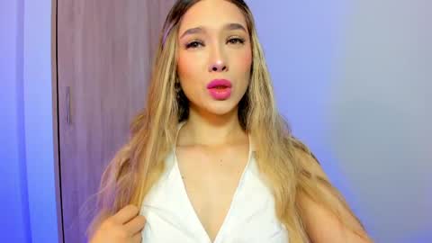 your_little_ online show from February 18, 10:05 am