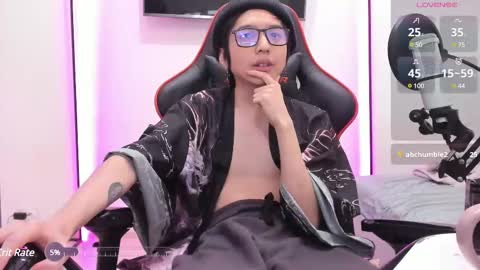 Han   online show from March 3, 10:52 pm