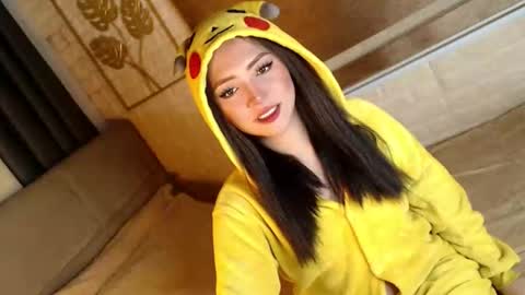 JEN  online show from October 26, 12:06 pm