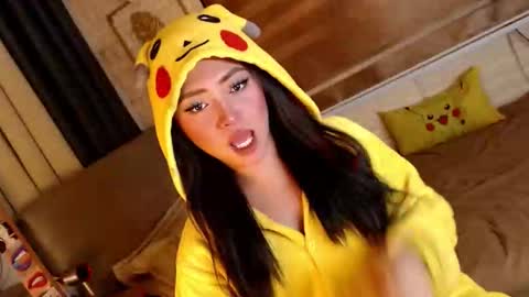 JEN  online show from March 7, 7:41 am