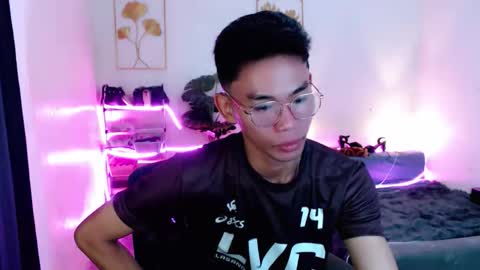 Rence online show from December 18, 6:58 pm