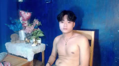 Snapshot of youre_naughtyboy chatting on October 29, 10:10 pm NaughtyBoy online show from October 29, 10:10 pm