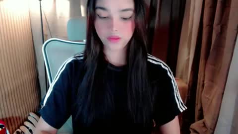 maureen love you online show from December 14, 8:04 pm