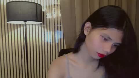 Vivian online show from October 30, 2:06 pm