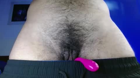 yourfavorite_bigclit online show from March 28, 5:14 pm