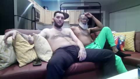 Hey Im Justin online show from March 4, 10:23 am