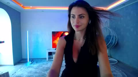 call meKira online show from June 29, 11:32 am