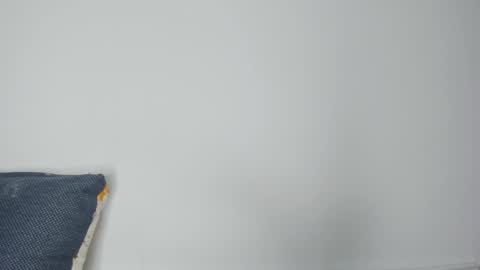 yourhotangel02 online show from September 25, 10:39 pm