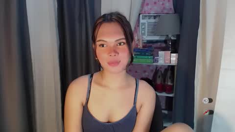 KYLIE MORE online show from March 12, 3:43 am