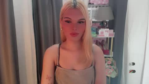 KYLIE MORE online show from June 13, 7:08 am