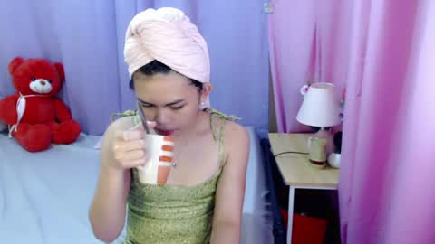 your lovely Dina online show from July 19, 2:25 am