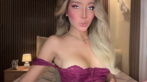 Pearl online show from April 10, 9:14 am