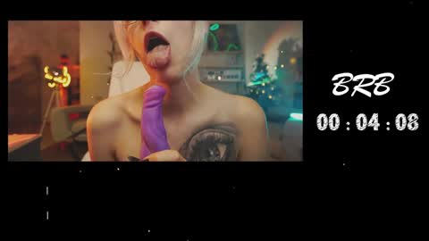Snapshot of yourprettykate_ chatting on December 24, 7:00 pm                                                      online show from December 24, 7:00 pm