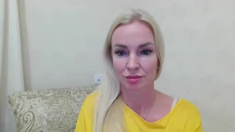 yourr_lana online show from January 29, 4:52 pm