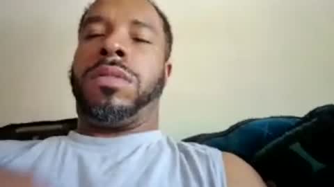 yoursexydaddy8181 online show from August 4, 6:26 pm