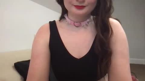 YoursTrulyBella online show from February 27, 9:51 pm