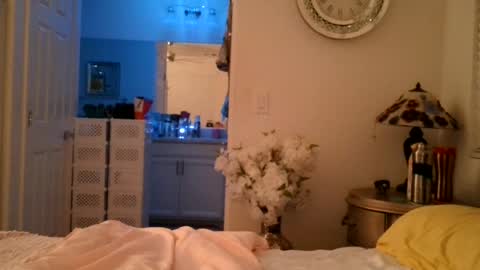 yourthickgingergoddess online show from June 20, 3:56 am